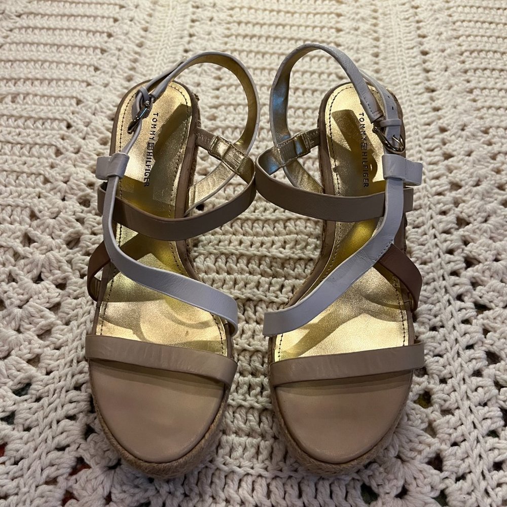 Tommy Hilfiger Tan/White Strappy Leather Platform Espadrille Wedge Sandal Sz 8.5